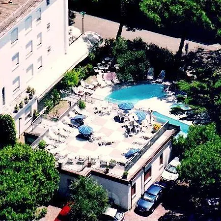 Manzoni Hotel *
