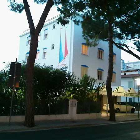 Hotel Manzoni *